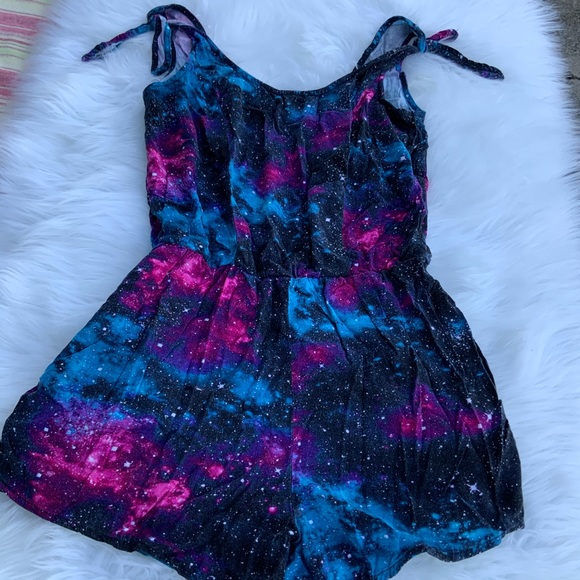 Hot Topic Pants - Hot topic Galaxy jumper shirts tank top